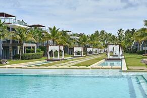 Sublime LUX Condo Terrenas Jaccuzi Beachfront