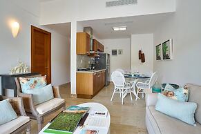 Sublime LUX Condo Terrenas Jaccuzi Beachfront