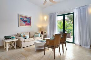 Sublime LUX Condo Terrenas Jaccuzi Beachfront