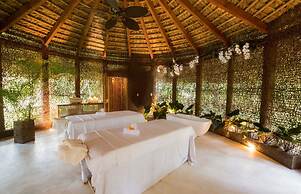 Sublime LUX Condo Terrenas Jaccuzi Beachfront