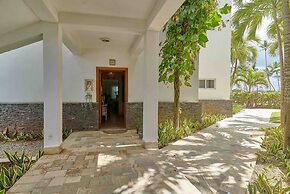 3BR Beach Essence Terrenas Pool Maid Beachfront