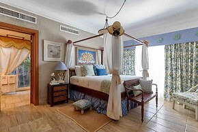 3BR Beach Essence Terrenas Pool Maid Beachfront