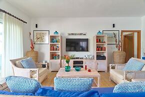 3BR Beach Escape Terrenas Pool Family Balcones