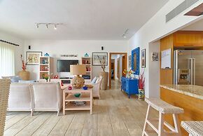 3BR Beach Escape Terrenas Pool Family Balcones