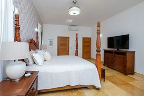 Beach Mountain Villa Terrenas Pool BBQ 6BR