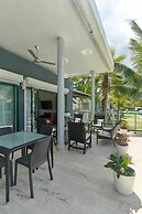 3BR Sublime Essence Beachfront Jaccuzi BBQ