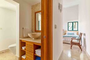 3BR Sublime Essence Beachfront Jaccuzi BBQ