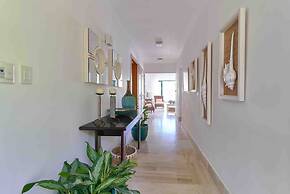 3BR Sublime Essence Beachfront Jaccuzi BBQ