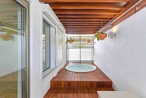 3BR Sublime Essence Beachfront Jaccuzi BBQ