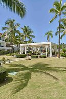 3BR Sublime Essence Beachfront Jaccuzi BBQ