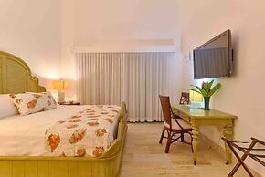 3BR Sublime Essence Beachfront Jaccuzi BBQ