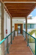 3BR Sublime Essence Beachfront Jaccuzi BBQ