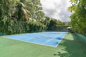 3BR Sublime Essence Beachfront Jaccuzi BBQ