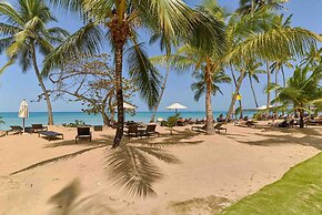3BR Sublime Essence Beachfront Jaccuzi BBQ