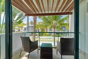 3BR Sublime Essence Beachfront Jaccuzi BBQ