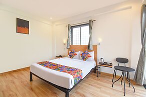Fabhotel Rova Stays