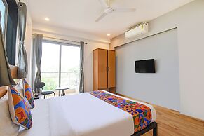 Fabhotel Rova Stays