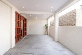 Fabhotel Rova Stays