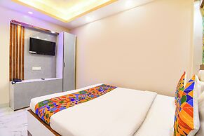 Fabhotel Diamond Regency