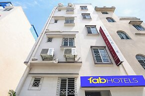 Fabhotel Diamond Regency