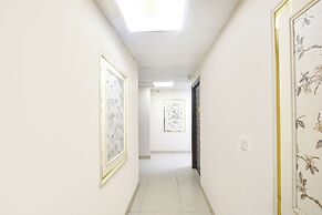 Fabhotel Maharaja Gold