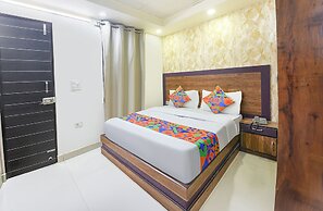 Fabhotel Maharaja Gold