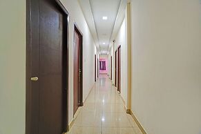 Fabhotel Gold Residency