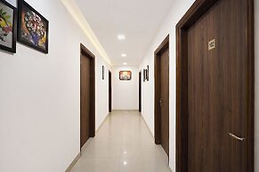 Fabhotel Park View