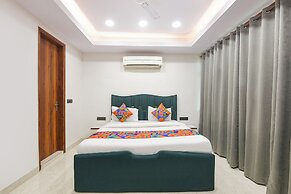 Fabhotel Park View