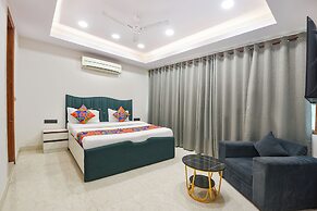 Fabhotel Park View
