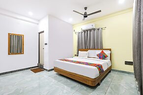 Fabhotel Lorven Grand