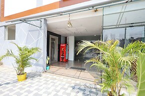 Fabhotel Lorven Grand