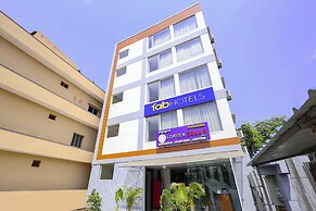 Fabhotel Lorven Grand