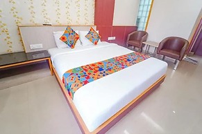 Fabhotel Grand Gunas