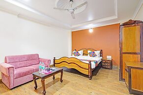Fabhotel Royal Grand Residency