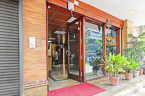 Fabhotel Royal Grand Residency