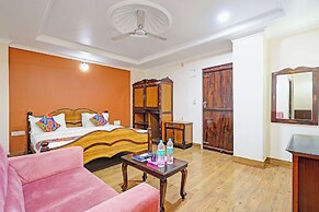 Fabhotel Royal Grand Residency