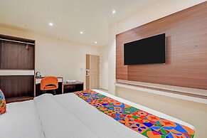 Fabhotel Symphony Regency