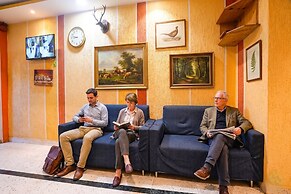 Fabhotel Nilsa