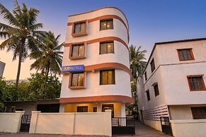 Fabhotel Galaxy Koregaon Park