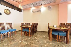 Fabhotel Dream Stay