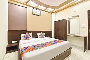 Fabhotel Dream Stay