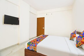 Fabhotel Destiny Living