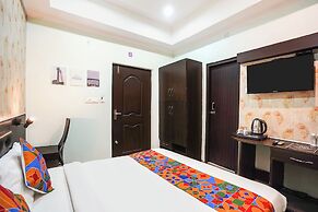 Fabhotel The Max