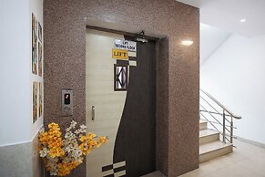 Fabhotel The Max