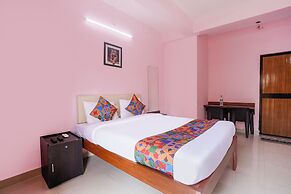 Fabhotel Shadowline