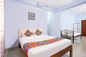 Fabhotel Shadowline