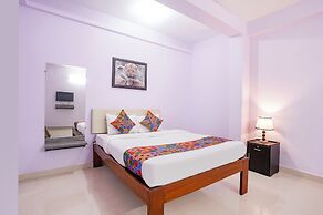 Fabhotel Shadowline
