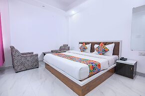 Fabhotel Dev Ganga Retreat