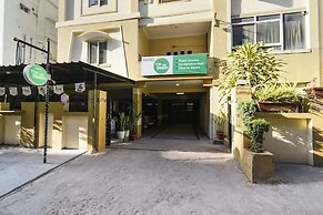 Fabhotel The Stem